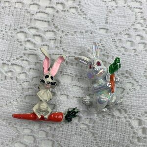 Vintage Bunny Rabbit brooches Pins Set Pink and iridescent Set of 2